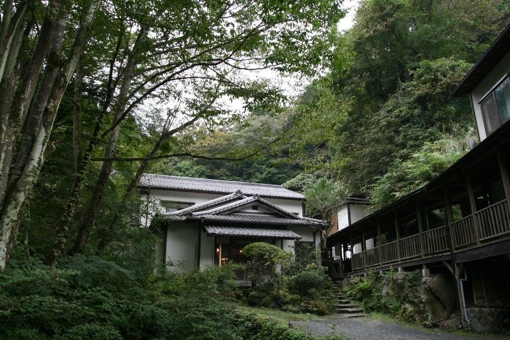 Yanagiya Hotel Chichibu Exterior foto