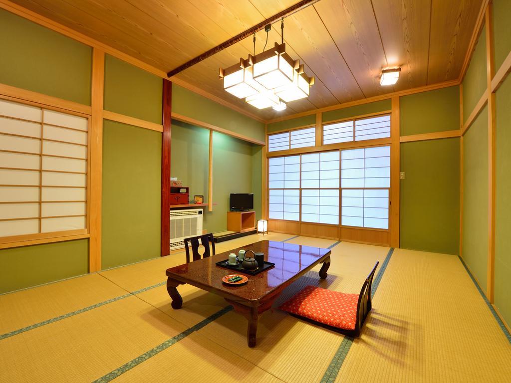 Yanagiya Hotel Chichibu Exterior foto